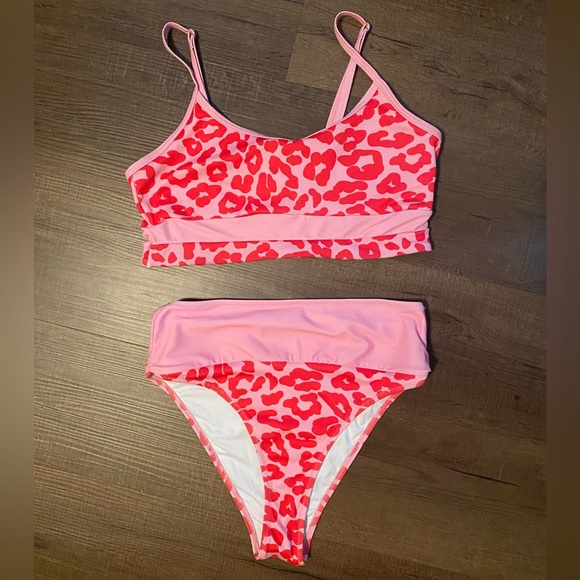 Other - New Medium pink leopard, high waisted bikini